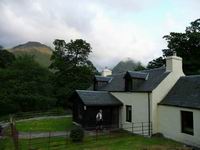 T�to chati�ka n�m poskytla teplo a sucho na 4 noci