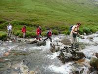 Brod�me potok v �dol� Lairig Eilde